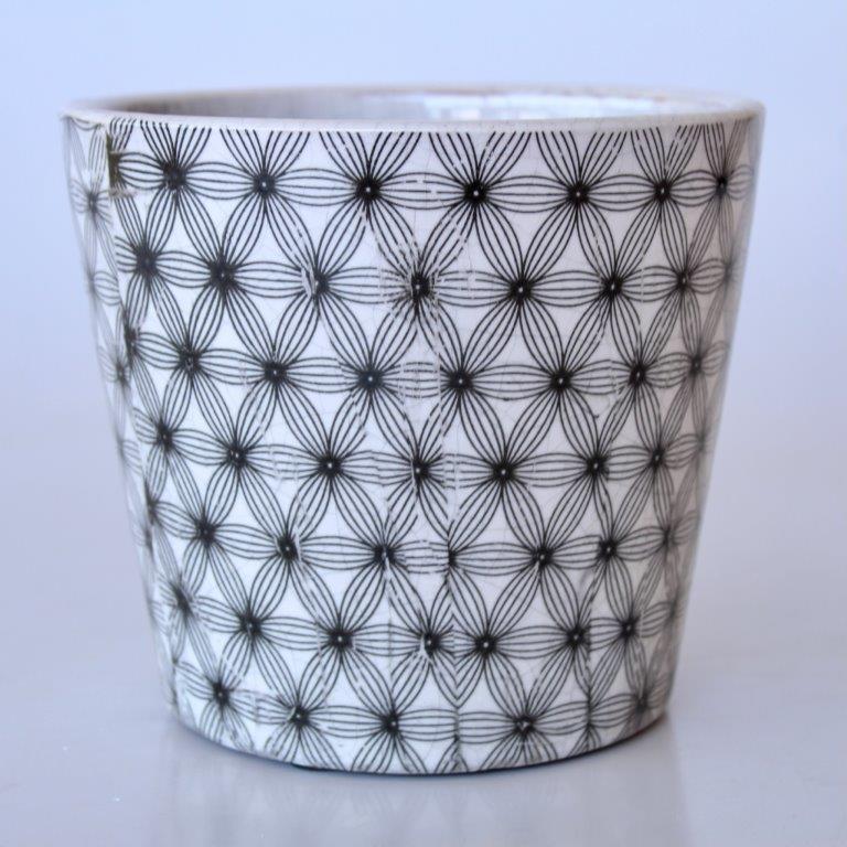 BLACK ROUND CRISSCROSS PLANTER  14X16CM